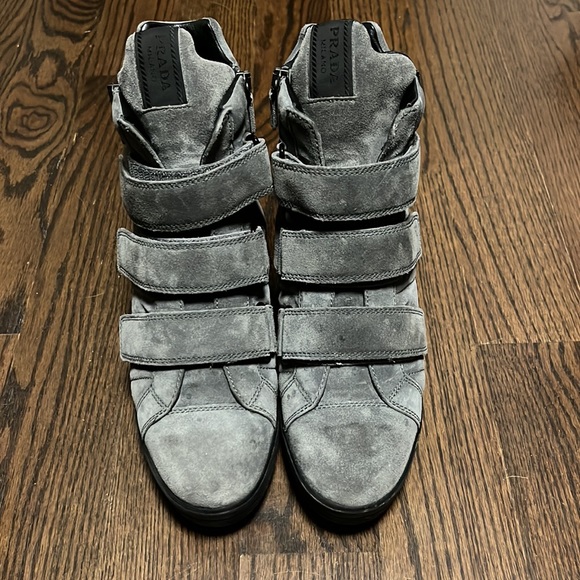 Authentic Prada platform ankle boots - Picture 2 of 7